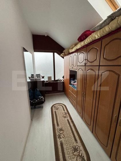 Casă individuală cu 5 camere cu Canalizare în Sud-Est