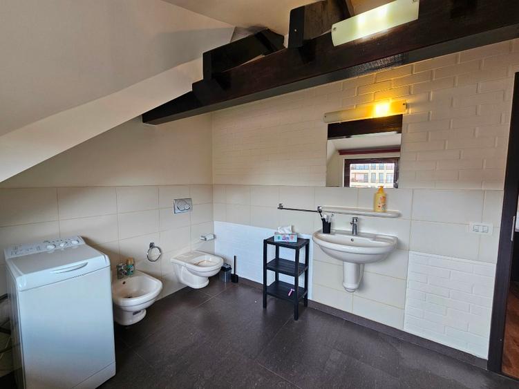 Apartament cu 2 camere circular în Aradului