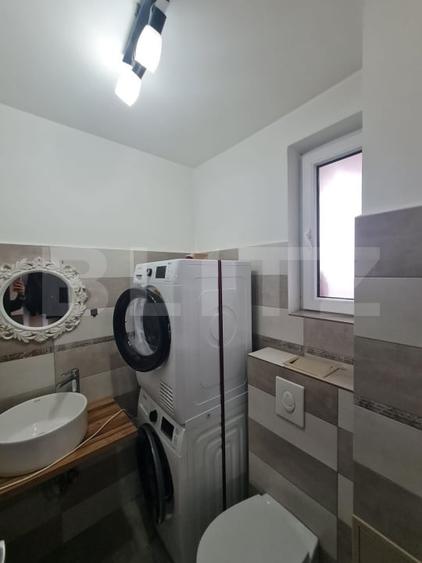 Duplex cu 5 camere cu Canalizare în Florești