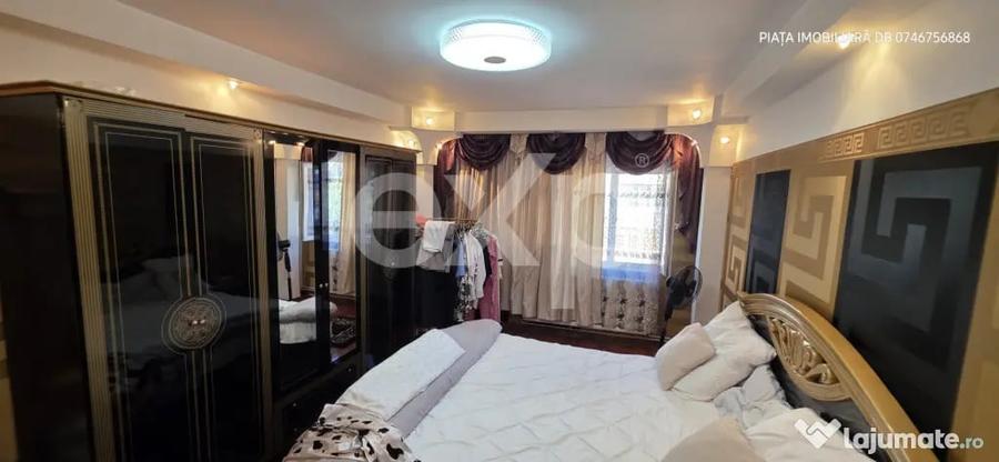 Apartament cu 4 camere decomandat în Central