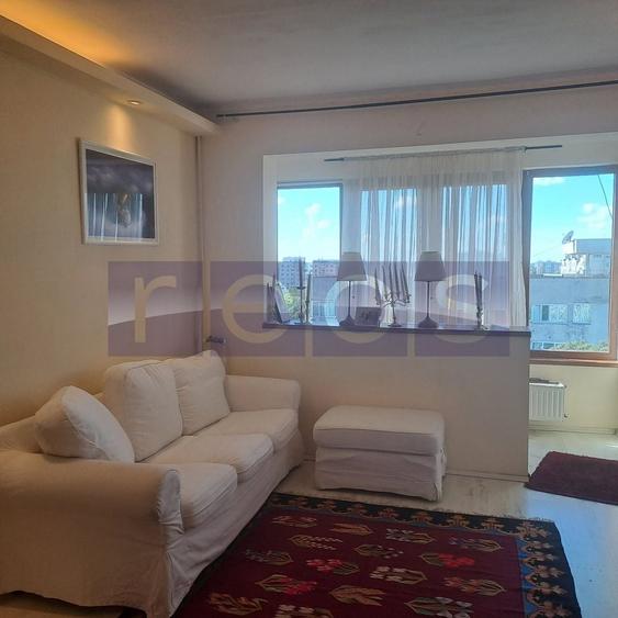 Apartament cu 3 camere, mobilat în Compozitorilor