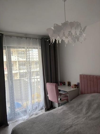 Apartament cu 2 camere semidecomandat în Florești