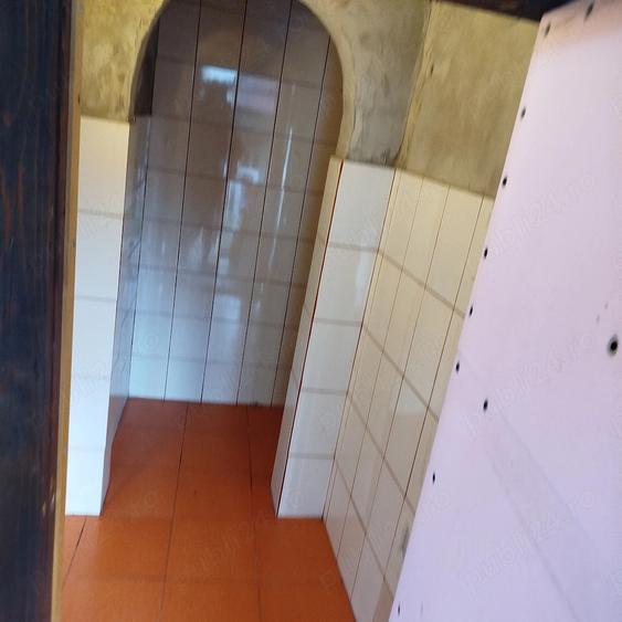 Apartament cu 2 camere nedecomandat în Central