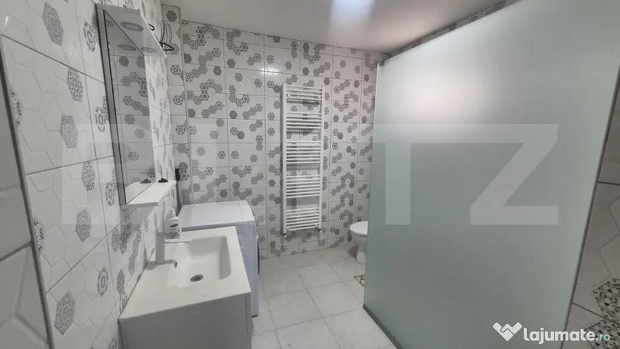 Casa cu 3 dormitoare de vanzare, 150 mp, teren 1345 mp, loca - 17