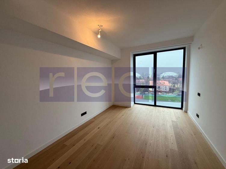 Apartament cu 4 camere decomandat în Floreasca