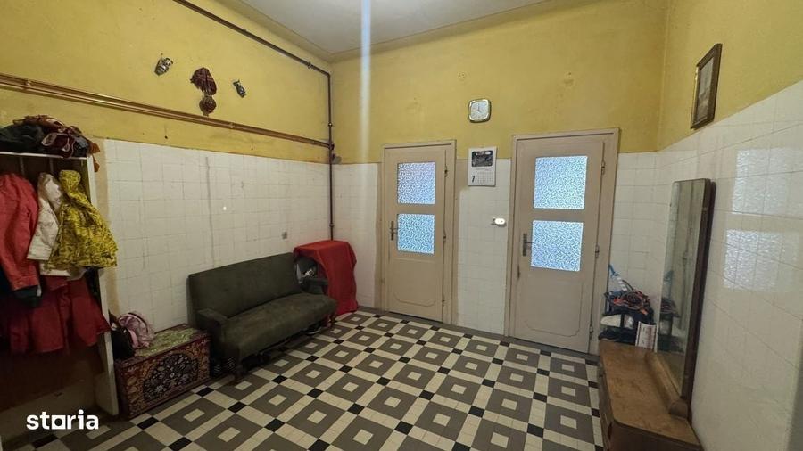 Apartament cu 4 camere în Sub Arini