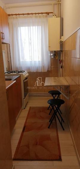 Apartament cu 2 camere semidecomandat în Dâmbu Pietros