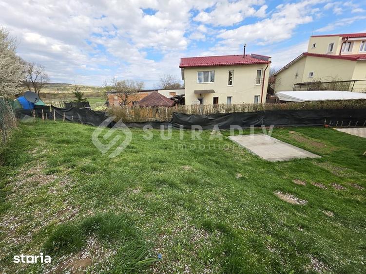 Casă cu 4 camere cu Teren 350 Mp în Florești