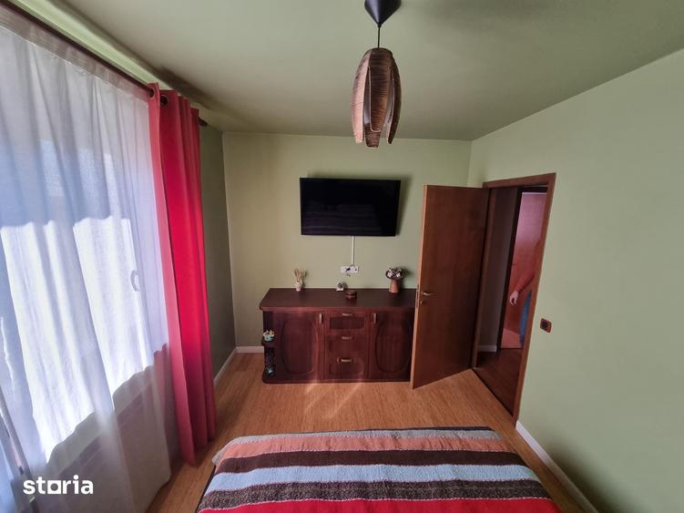 Apartament cu 3 camere în Vatra Luminoasă