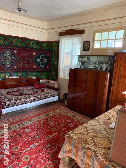 Casă cu 3 camere în Novaci