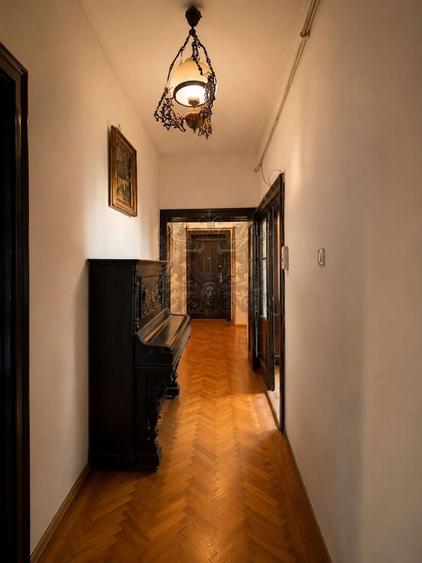 Apartament cu 2 camere decomandat în Domenii