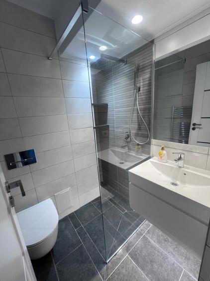 Apartament cu 4 camere în Central