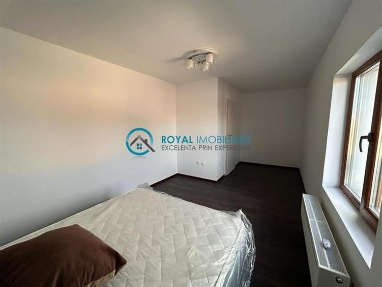 Duplex cu 4 camere cu Canalizare în Strejnicu