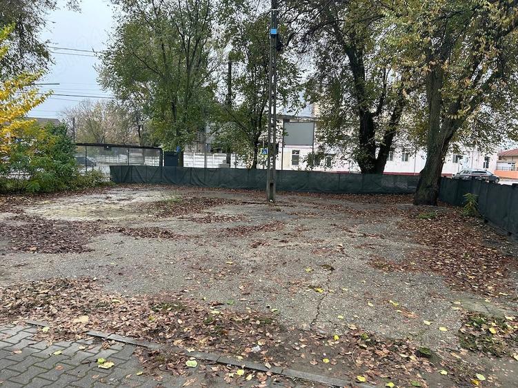 Spațiu comercial, de 100 mp, în Central