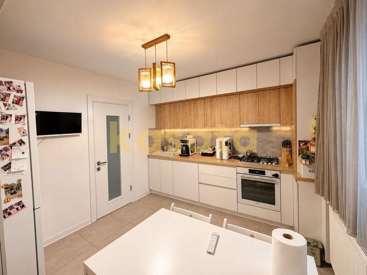 Apartament cu 3 camere decomandat, mobilat în Vitan Mall