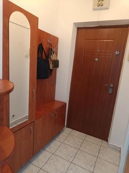 Garsonieră decomandată în Sebastian