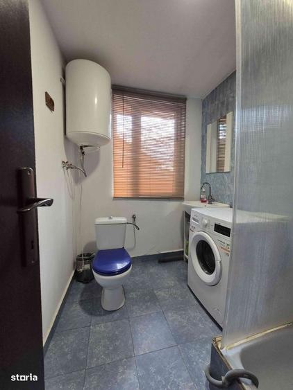 Casă cu 4 camere cu Teren 1200 Mp în Peciu Nou