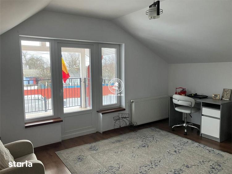 Casă cu 4 camere cu Teren 1263 Mp în Țigănași