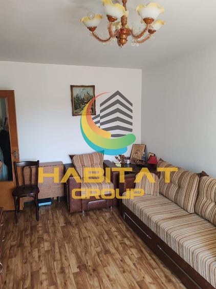 Apartament cu 3 camere decomandat în Dristor