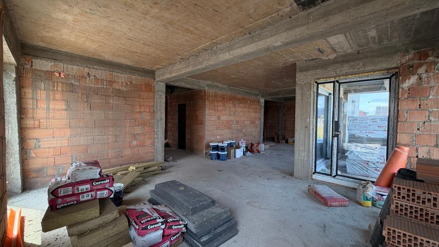 Casă individuală cu 5 camere cu Teren 700 Mp în Tărlungeni