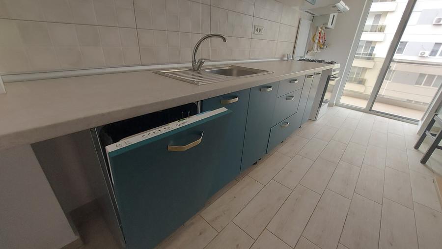 Apartament cu 2 camere decomandat în Sud-Vest