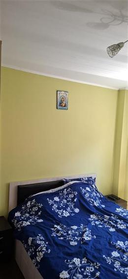 Apartament cu 2 camere decomandat în Tei
