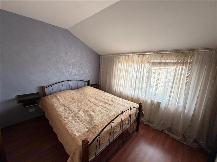 Apartament cu 3 camere decomandat în Șagului