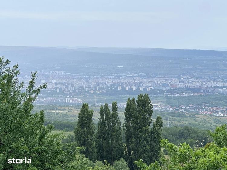 Casă cu 7 camere cu Teren 500 Mp în Feleacu