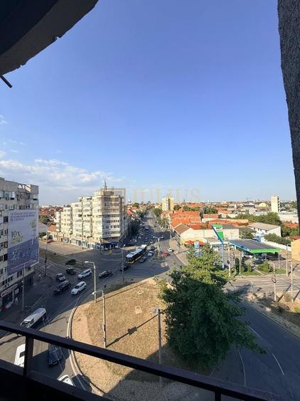 Apartament cu 3 camere decomandat în Iosefin