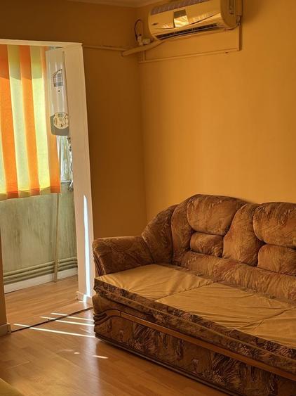 Apartament cu 2 camere decomandat în Exterior Vest