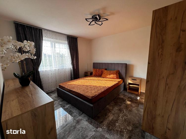 Casă cu 3 camere decomandat cu Teren 840 Mp în Central