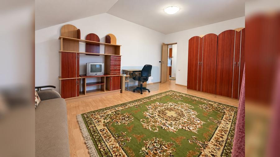 Apartament cu 2 camere decomandat, mobilat în Zorilor