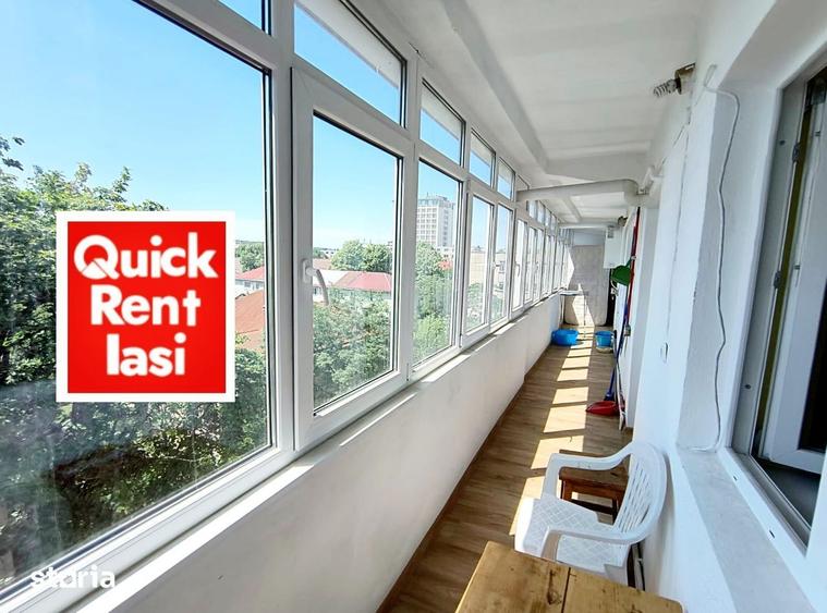 Apartament cu 5 camere decomandat în Podu Roș
