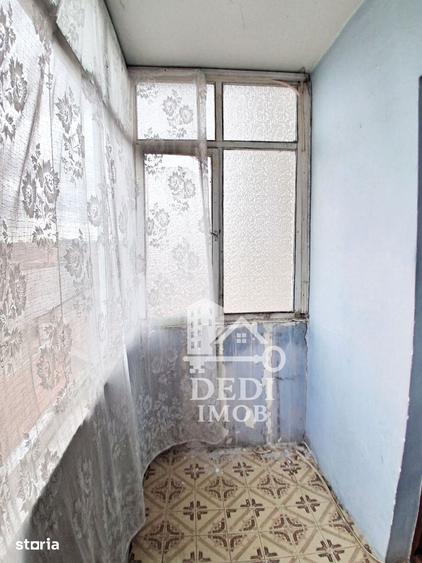Apartament cu 3 camere decomandat în Orașul Nou