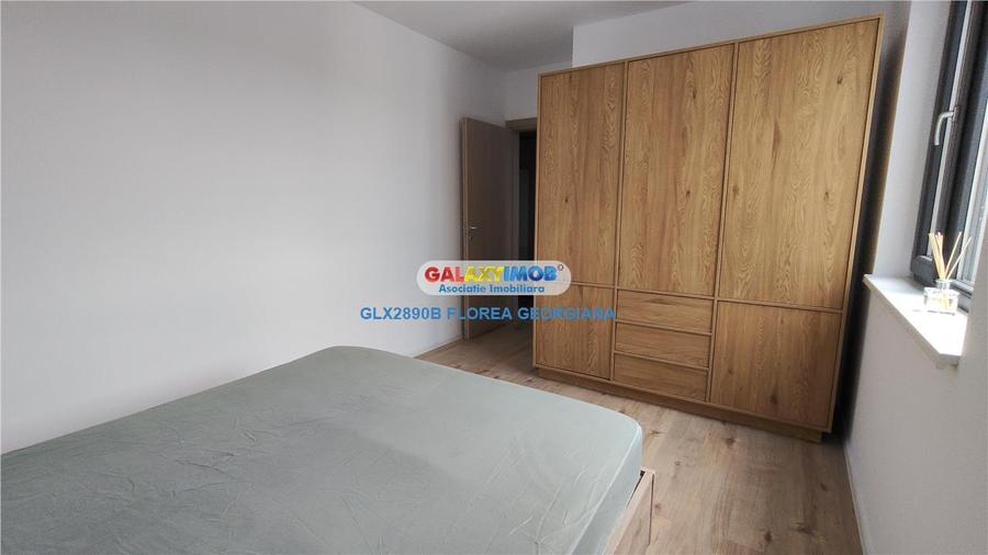 Apartament cu 3 camere semidecomandat, mobilat în Băneasa