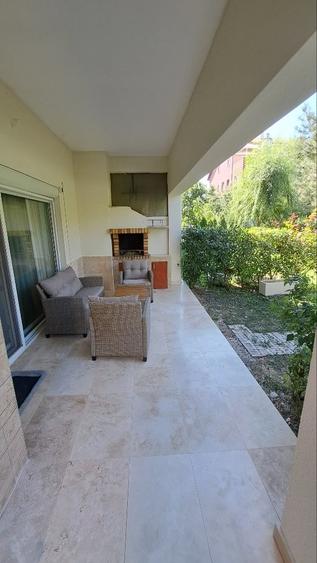 Apartament cu 4 camere decomandat, mobilat în Exterior Nord