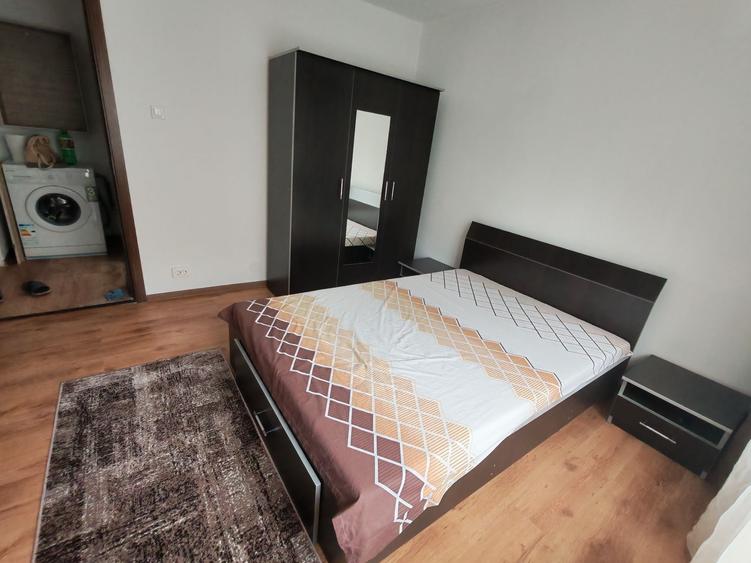 Apartament cu 2 camere decomandat în Colibași