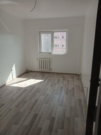 Apartament cu 2 camere decomandat în Alexandru cel Bun