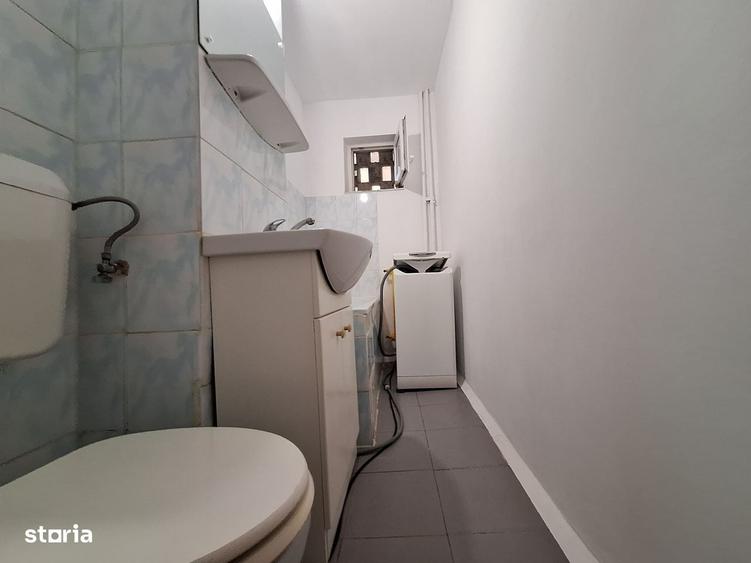 Apartament cu 2 camere nedecomandat în Girocului