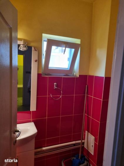 Apartament cu 3 camere în Traian