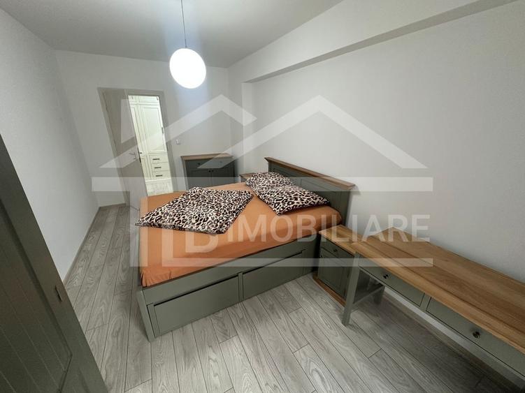 Apartament cu 3 camere decomandat în Libertății