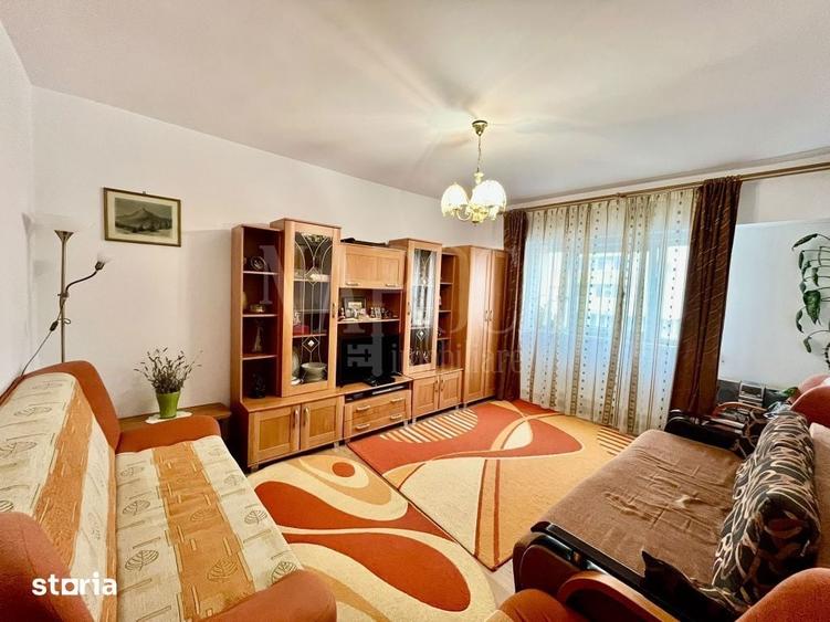 Apartament cu 3 camere decomandat în Zorilor