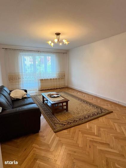 Apartament cu 4 camere în Central