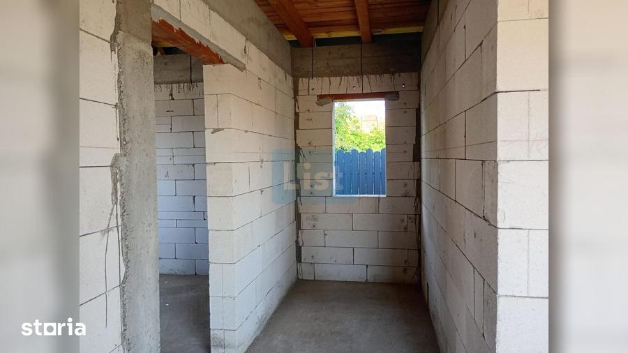 Casă cu 3 camere cu Teren 275 Mp în Braniștea