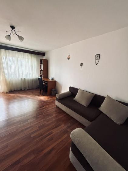 Apartament cu 2 camere semidecomandat în Ștefan cel Mare