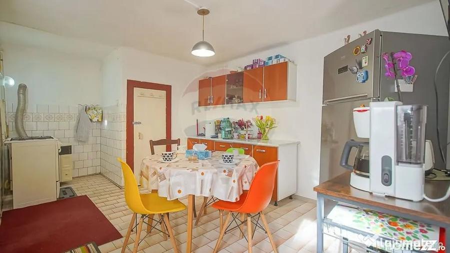 Casă cu 4 camere cu Teren 230 Mp în Carierei