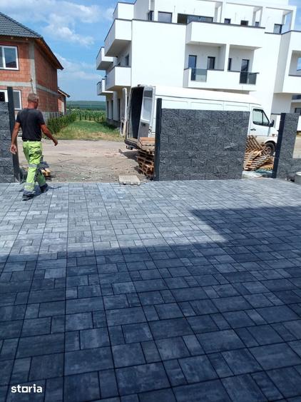 Casă cu 5 camere cu Teren 350 Mp în Șura Mică