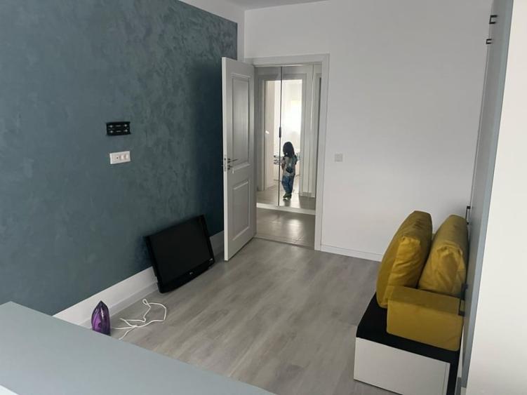 Apartament cu 3 camere decomandat în Păcurari