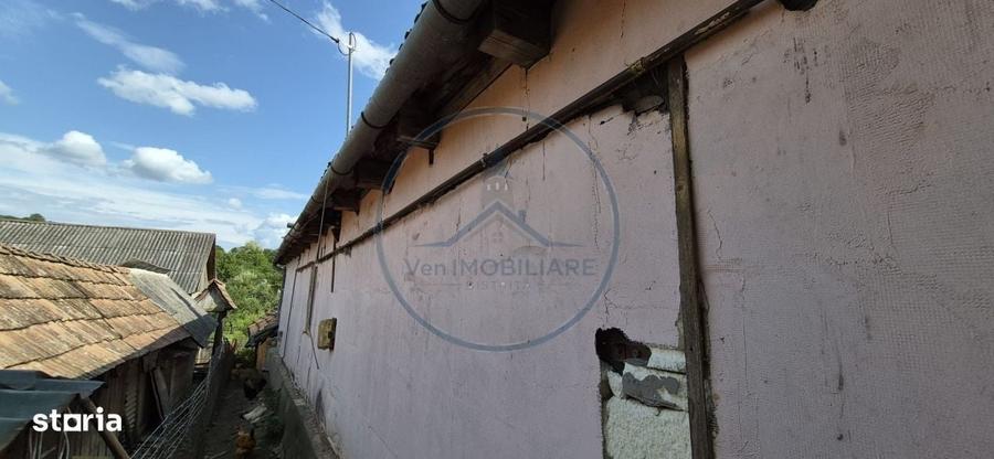 Casă cu 3 camere în Goreni
