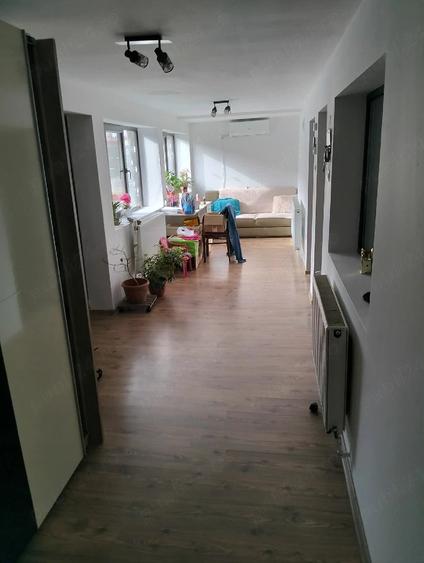 Casă cu 3 camere cu Teren 533 Mp în Căpățânești